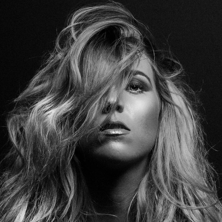 Valencia James