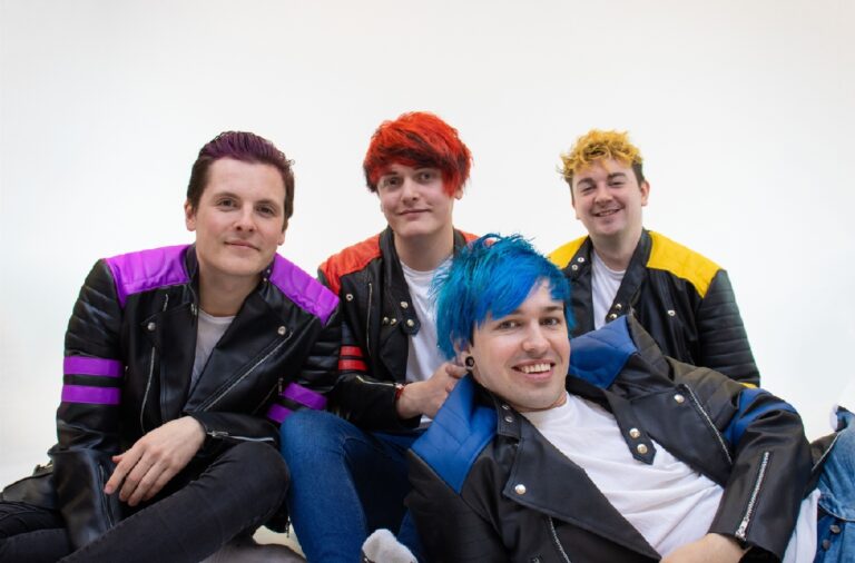 Single By Sunday – Interview