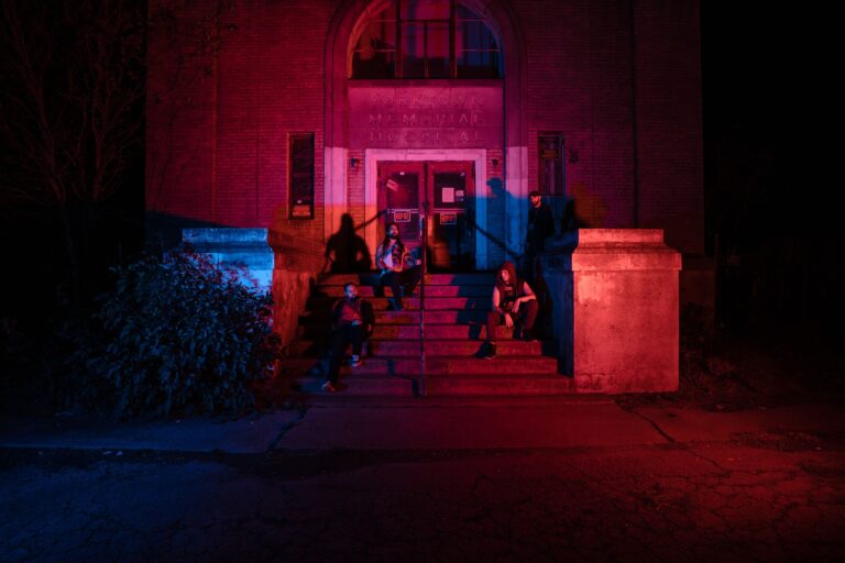 Resisting Vegas – Interview