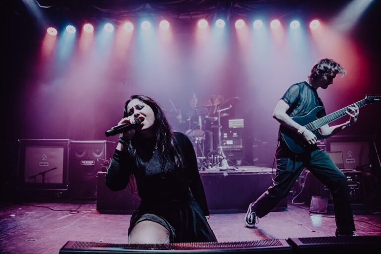 REVERYA – Interview