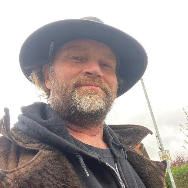 Crazy Cowboy (Alec MacKechnie) Interview