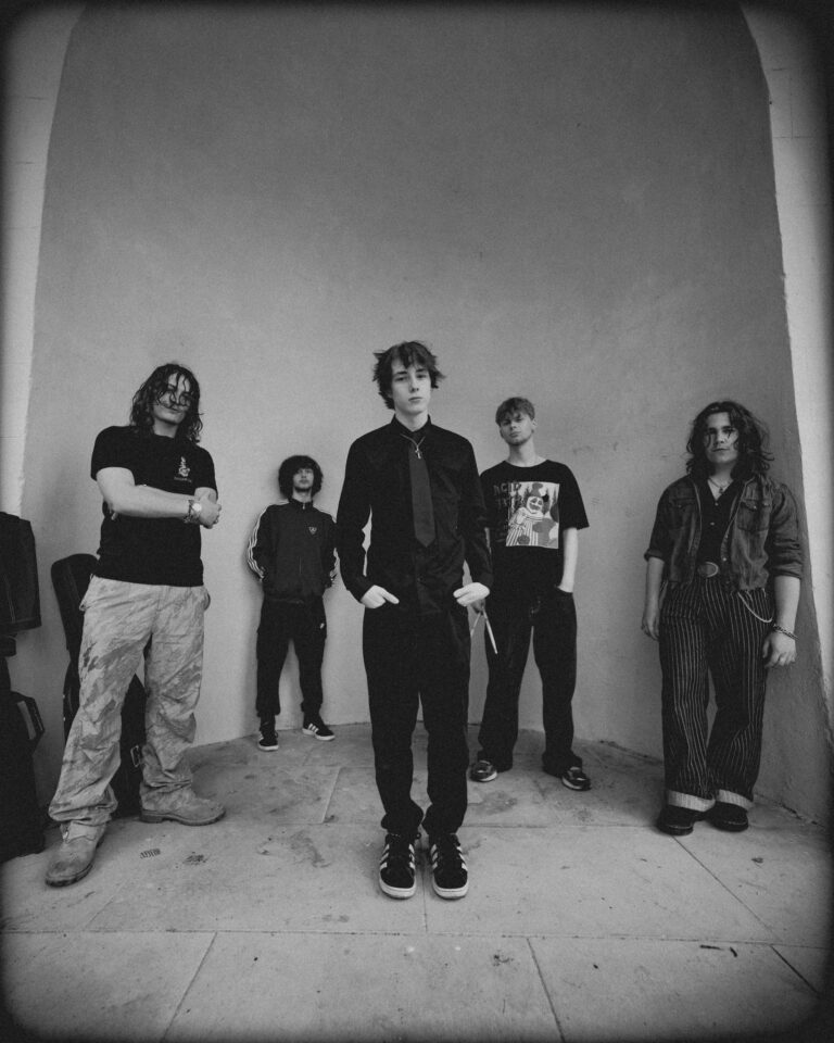 The Larches – Interview