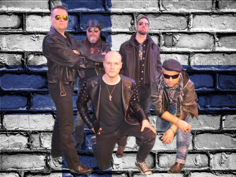 Hootenanny Freaks – Interview