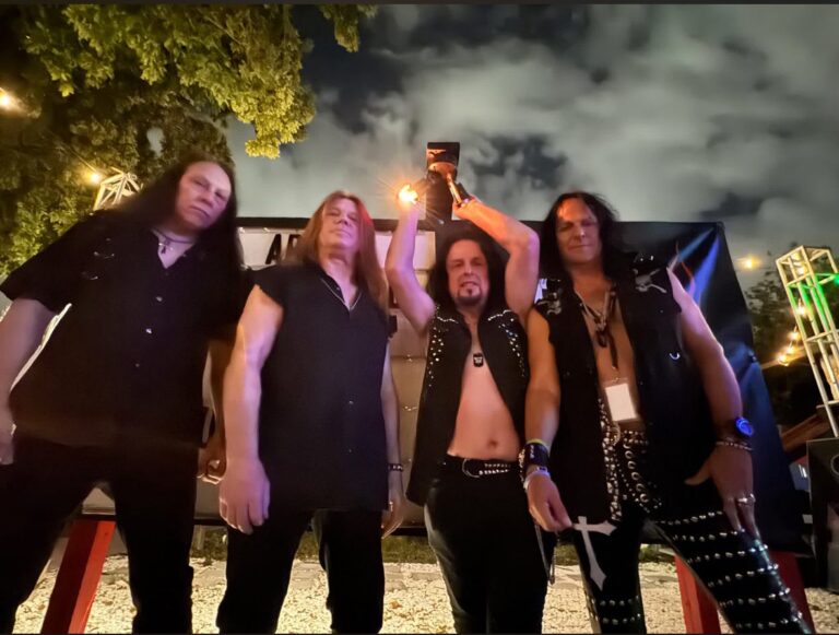 Decibel Dogs – Interview